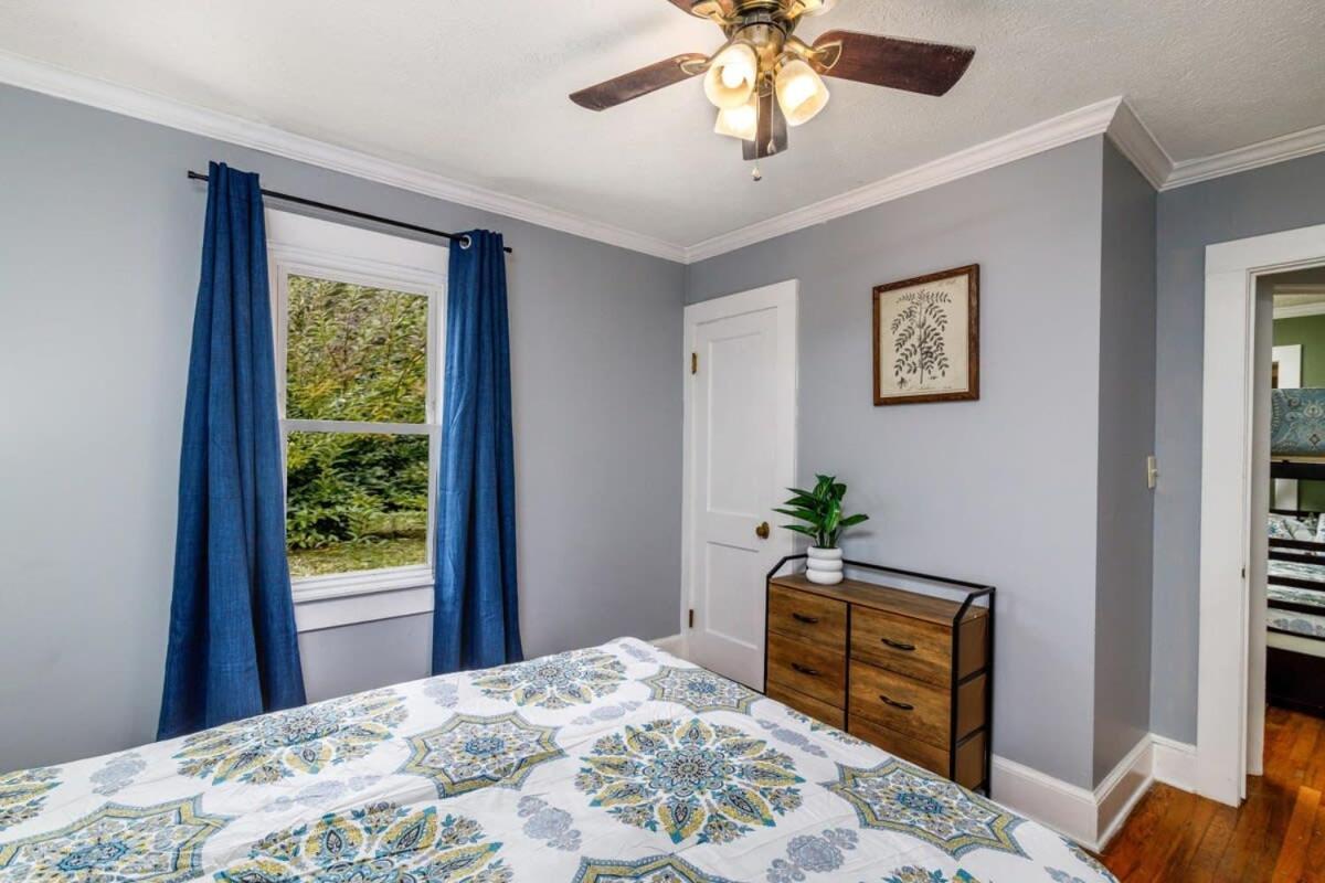 New River Gorge Cottage W Hot Tub, Fire Pit, Grill Oak Hill ภายนอก รูปภาพ