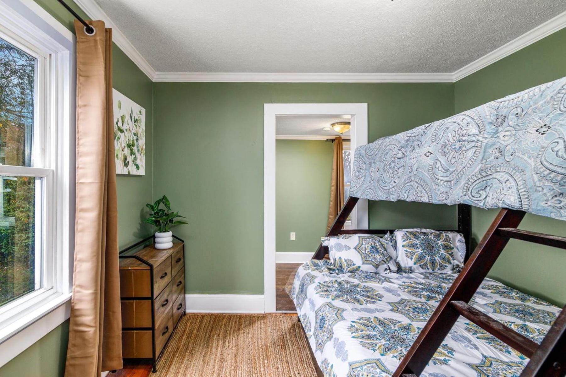 New River Gorge Cottage W Hot Tub, Fire Pit, Grill Oak Hill ภายนอก รูปภาพ